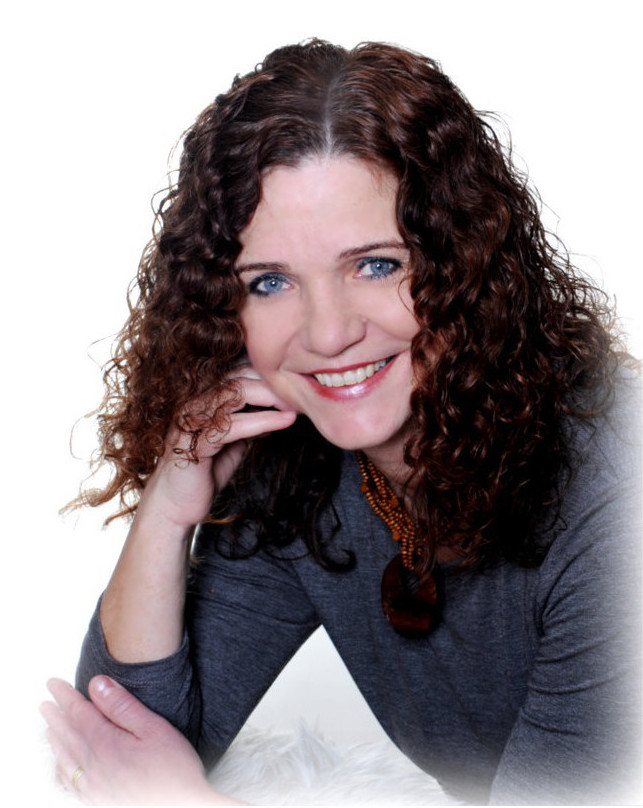 Lenka Holá